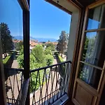 Πανσιόν The Ortensia, Our With View, Spacious Park-facing Balcony And Private External Bathroom At The Isabella 3*
