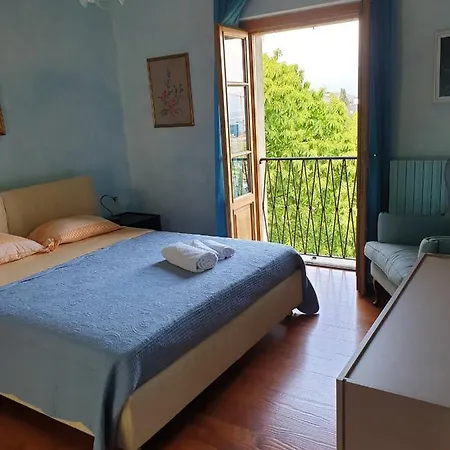 Vendégház View Ortensia With Balcony And Private Bathroom At Isabella Family Ages 6