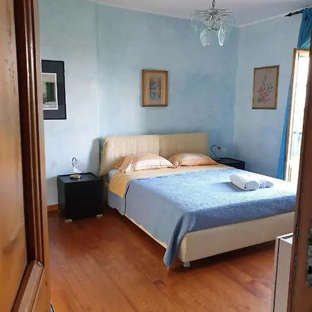 View Ortensia With Balcony And Private Bathroom At Isabella Family Ages 6 Vendégház