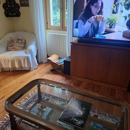 بيت ضيافة The Ortensia, Our With View, Spacious Park-facing Balcony And Private External Bathroom At The Isabella ستريزا