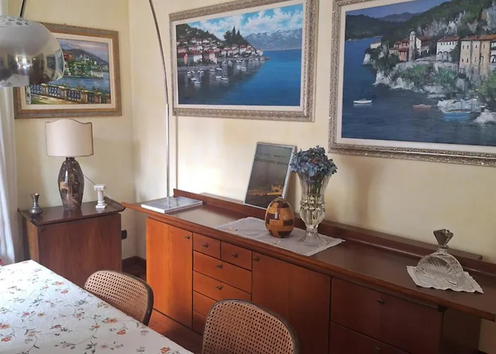 게스트하우스 The Ortensia, Our With View, Spacious Park-facing Balcony And Private External Bathroom At The Isabella 3*