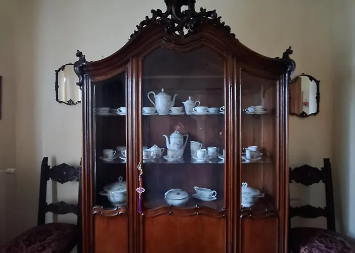 The Ortensia, Our With View, Spacious Park-facing Balcony And Private External Bathroom At The Isabella 스트레사