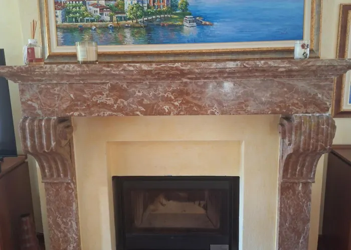 게스트하우스 The Ortensia, Our With View, Spacious Park-facing Balcony And Private External Bathroom At The Isabella 3*